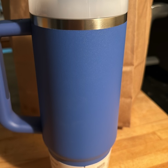 Stanley cup 30oz - Picture 4 of 5